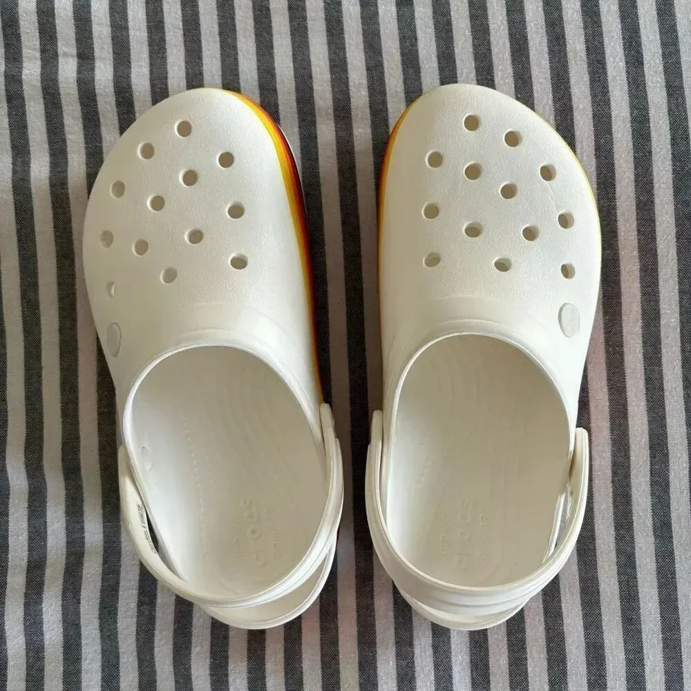 Disney Platform Retro Crocs Size M7/W9